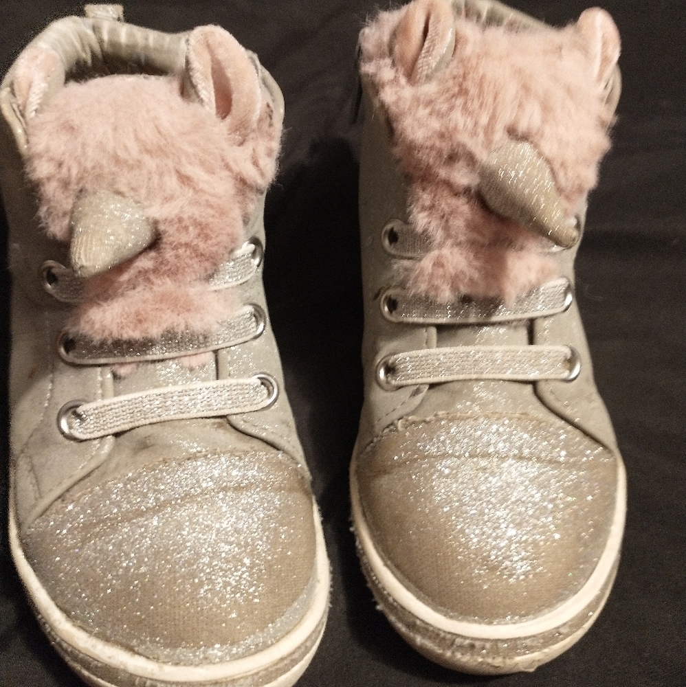 Kids shoes